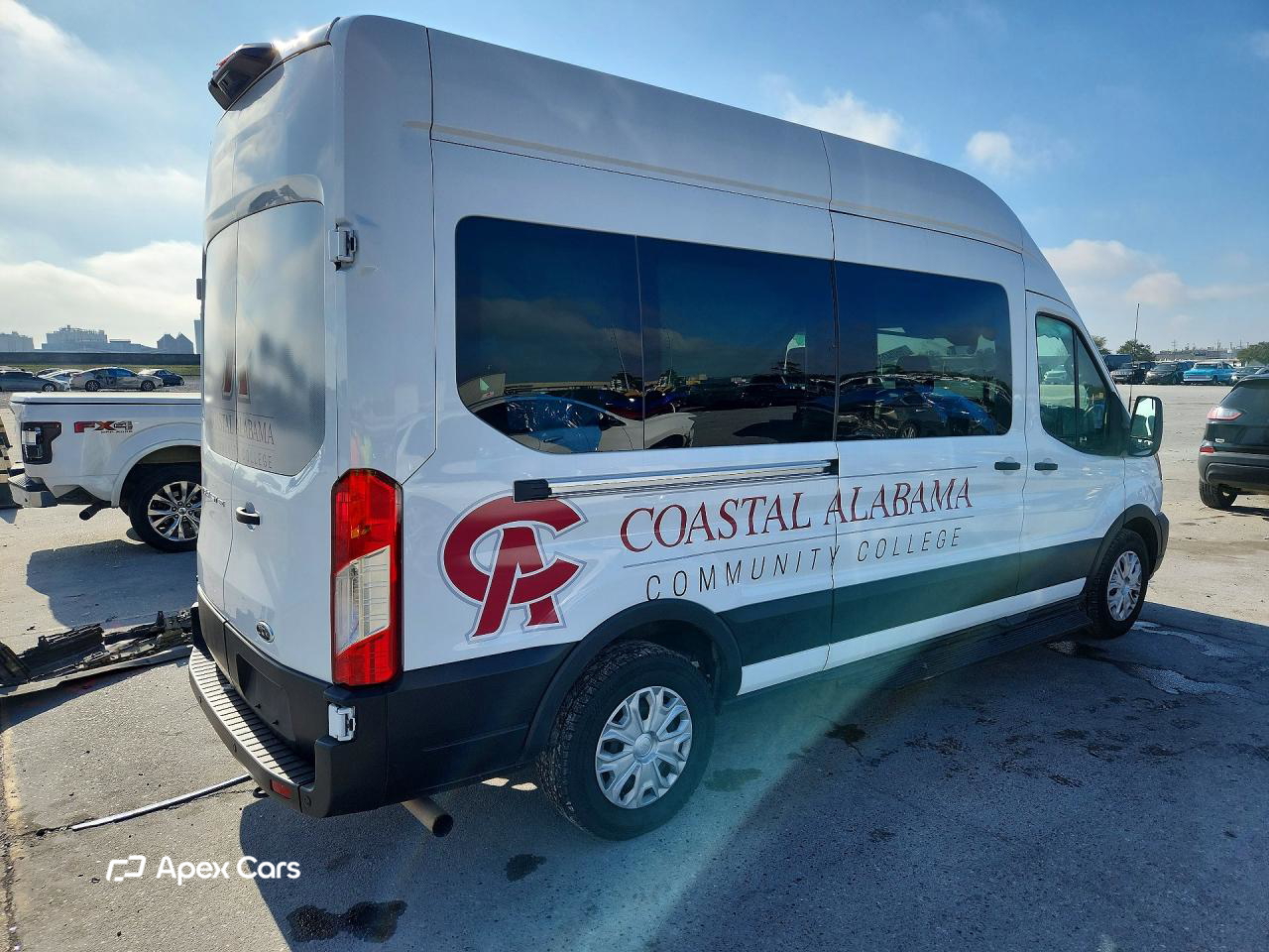 Ford Transit 2024