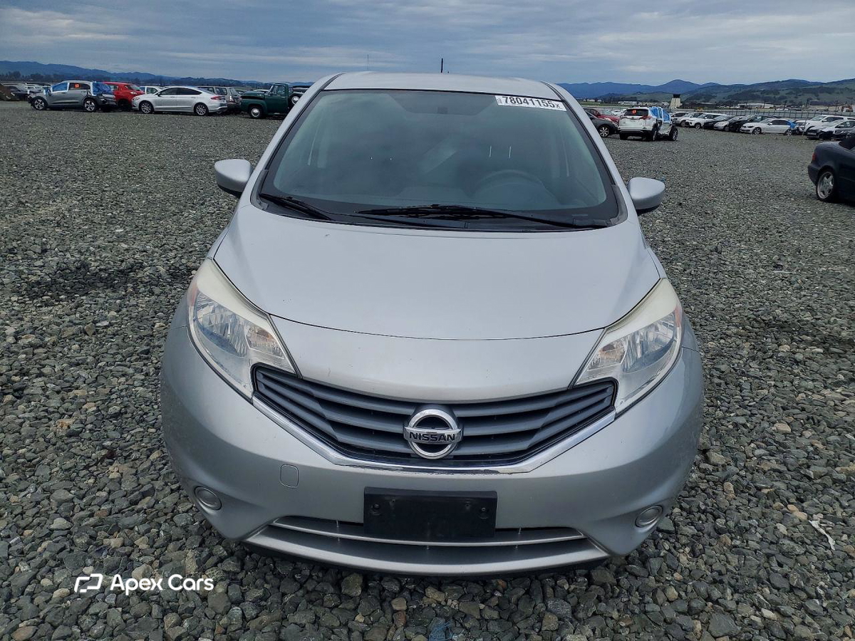 Nissan Versa 2016