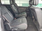 Dodge Caravan 2017