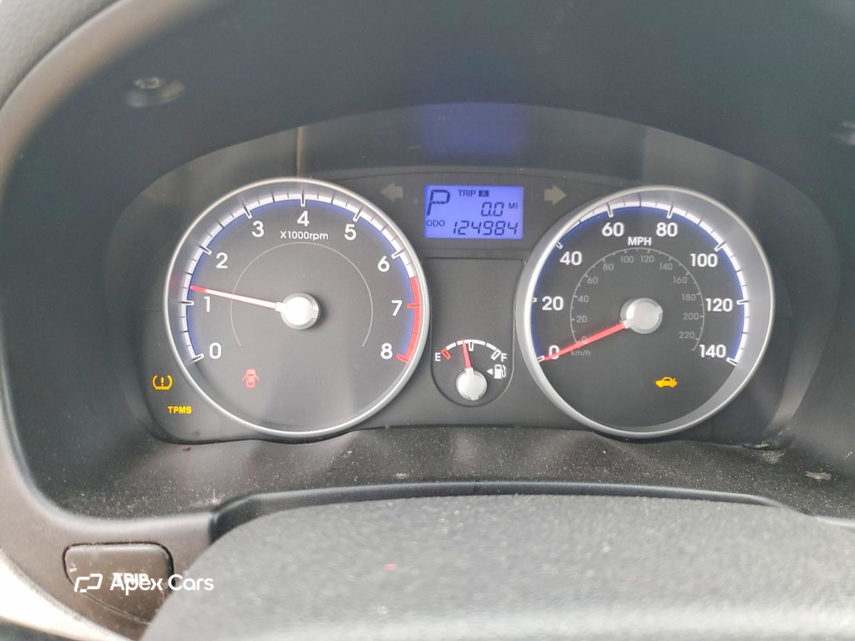 Hyundai Accent 2011