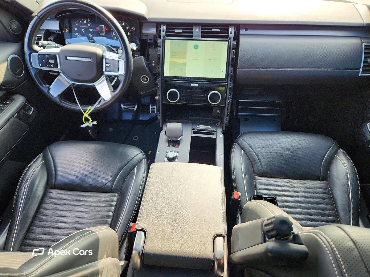 Land Rover Discovery 2021