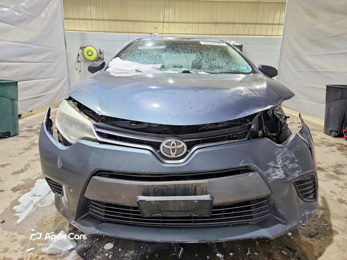Toyota Corolla 2015