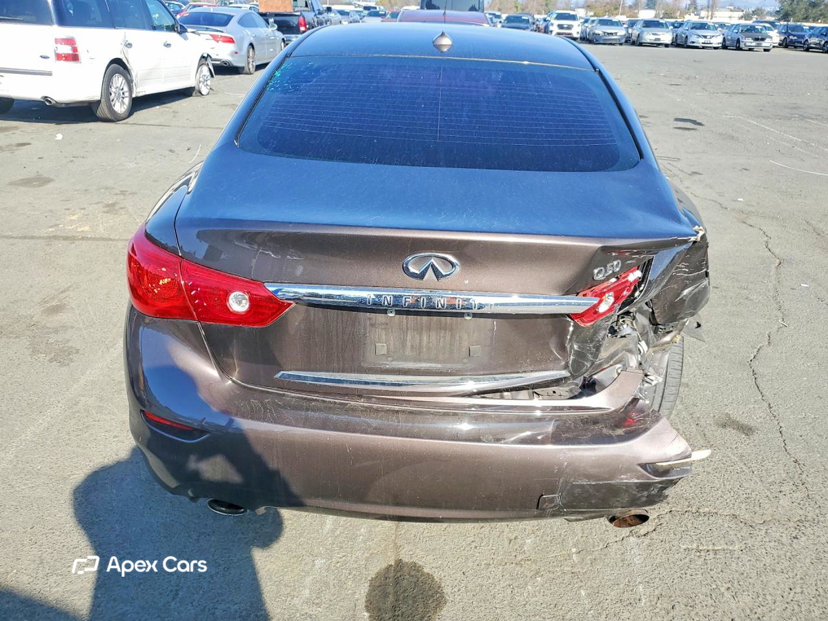 Infiniti Q50 2014