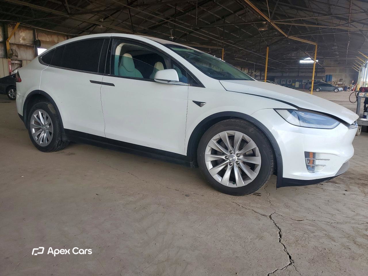 Tesla Model X 2018