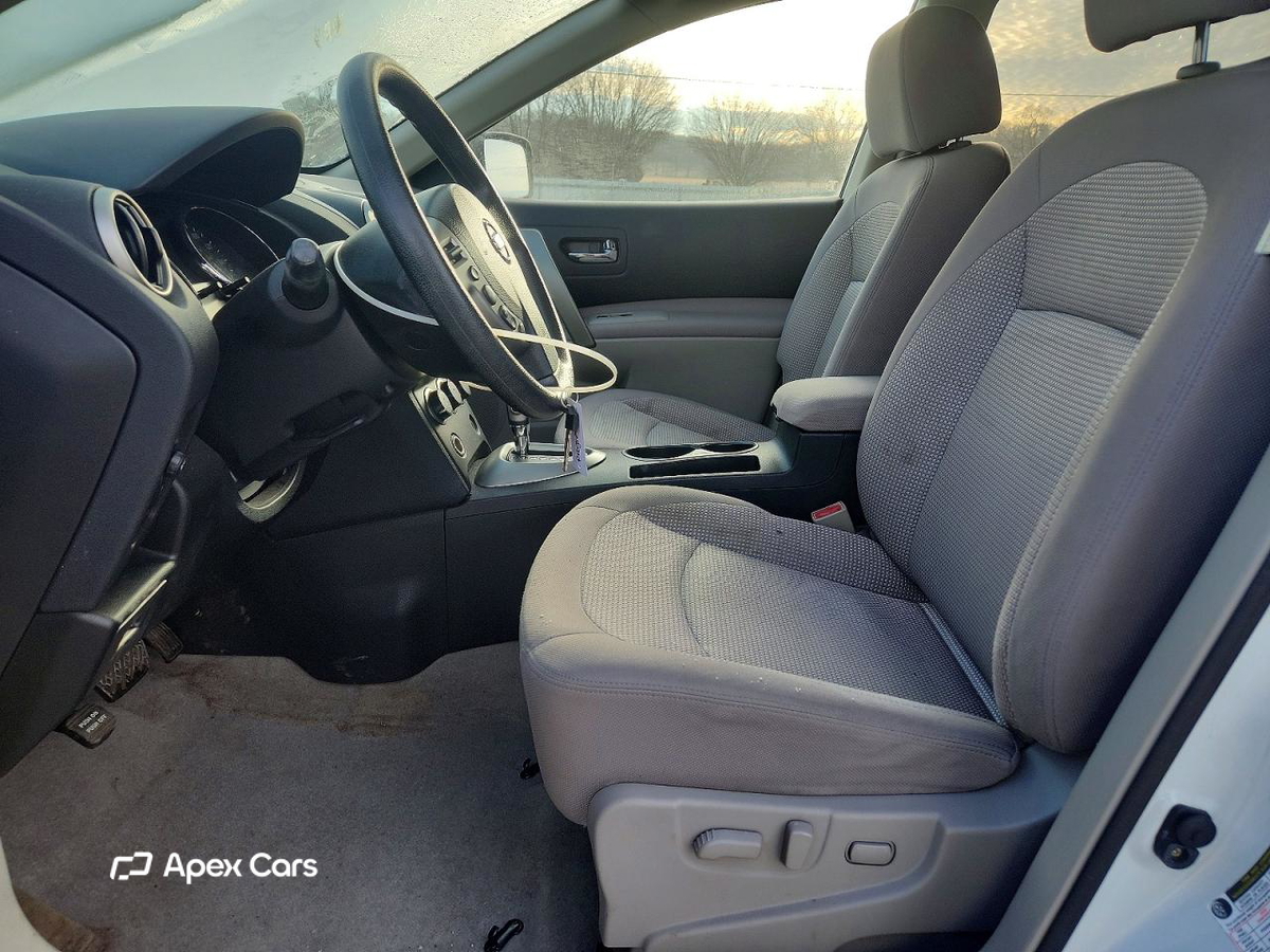 Nissan Rogue 2011