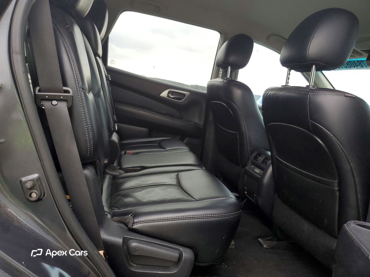 Nissan Pathfinder 2014