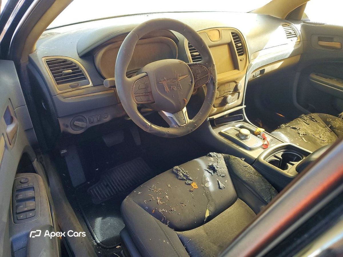 Chrysler 300 2019