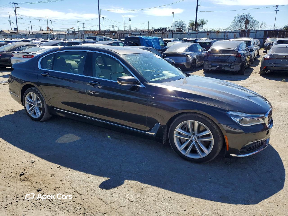 BMW Series 7 2016