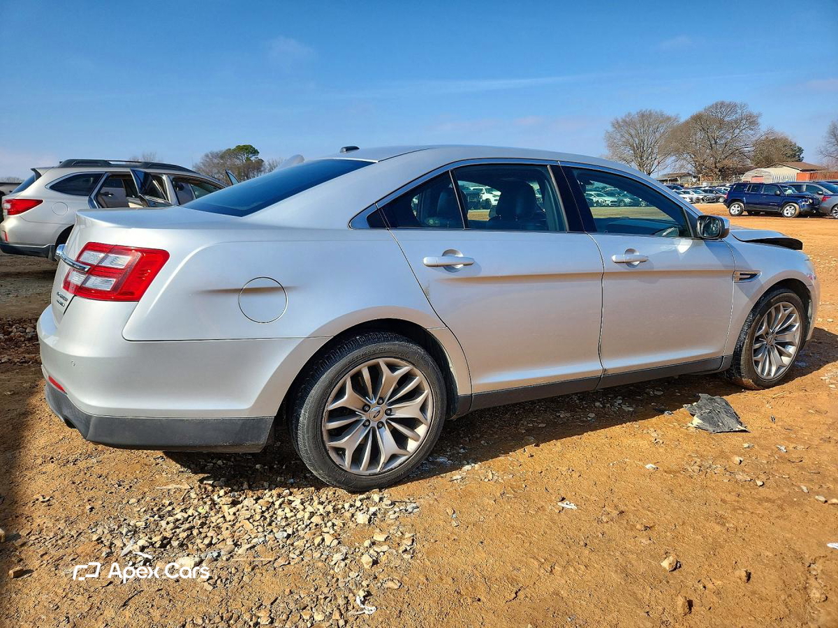 Ford Taurus 2014