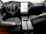 Tesla Model S 2016