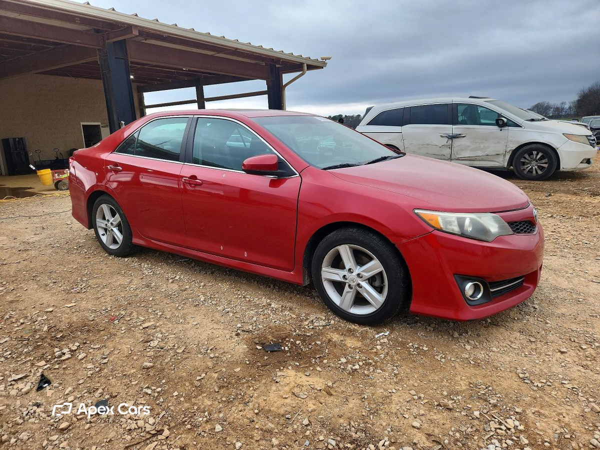 Toyota Camry 2012