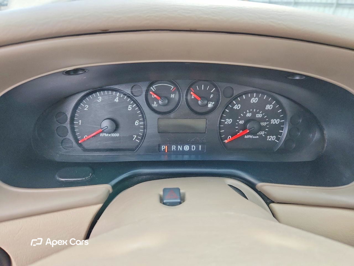 Ford Taurus 2005