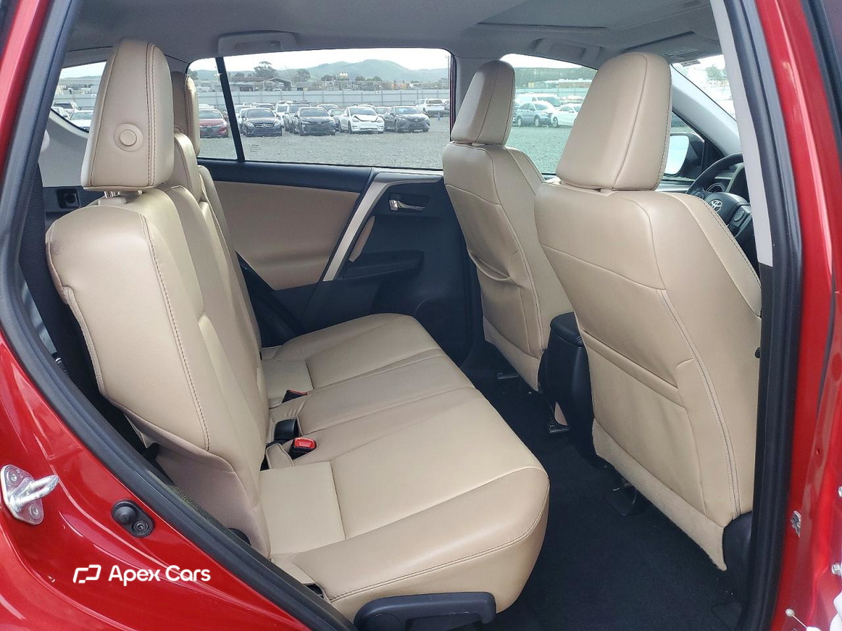 Toyota RAV 4 2015