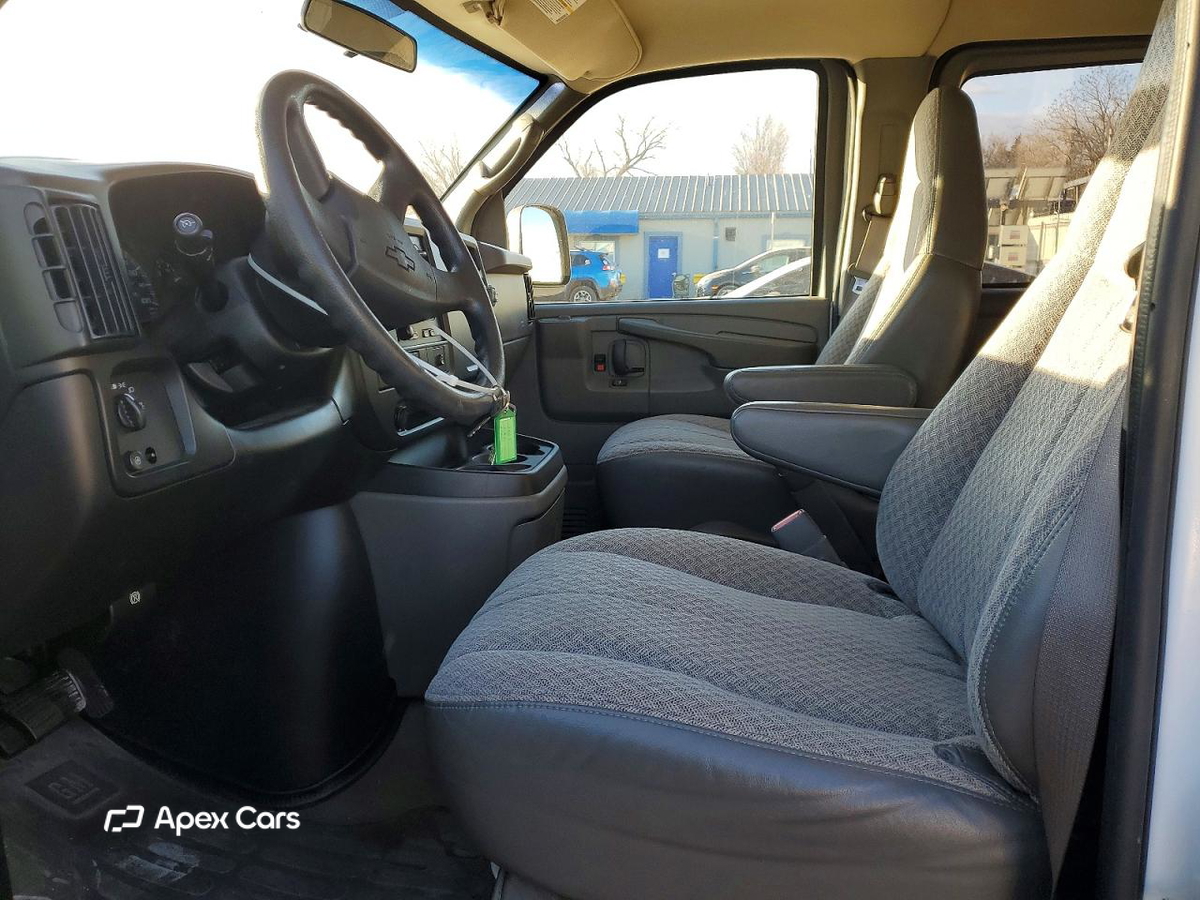 Chevrolet Express 2005