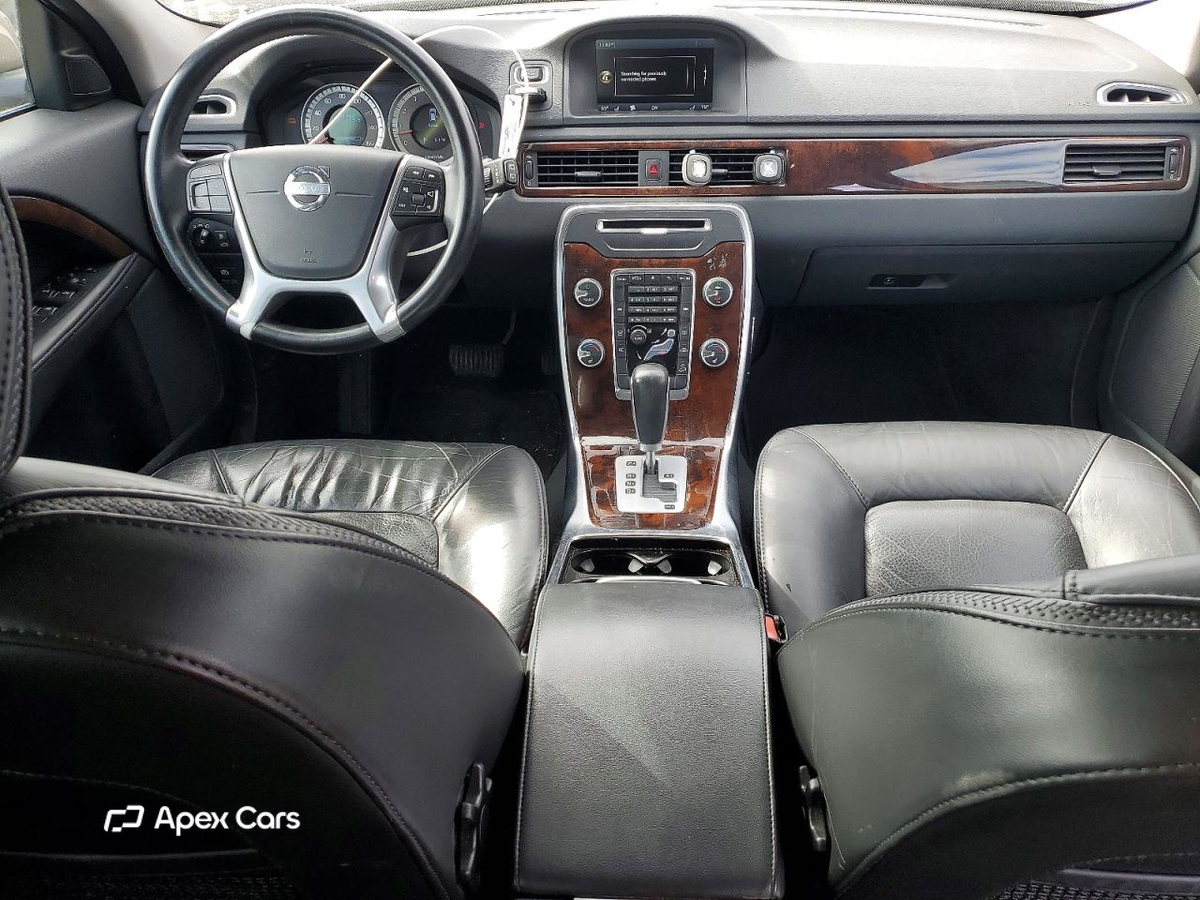 Volvo XC70 2012