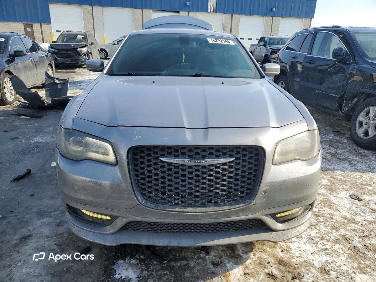 Chrysler 300 2017