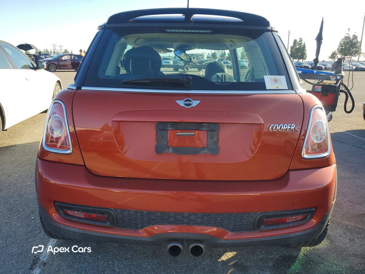 MINI Cooper 2011