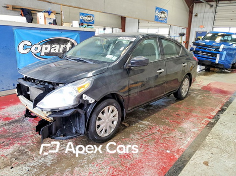Nissan Versa 2015 - Image 1 of 12