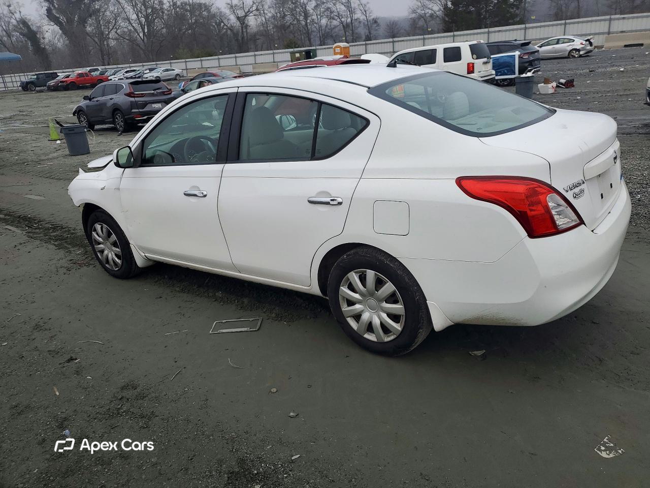 Nissan Versa 2012