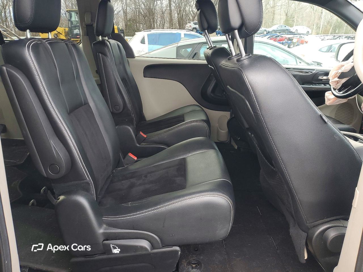 Dodge Caravan 2017