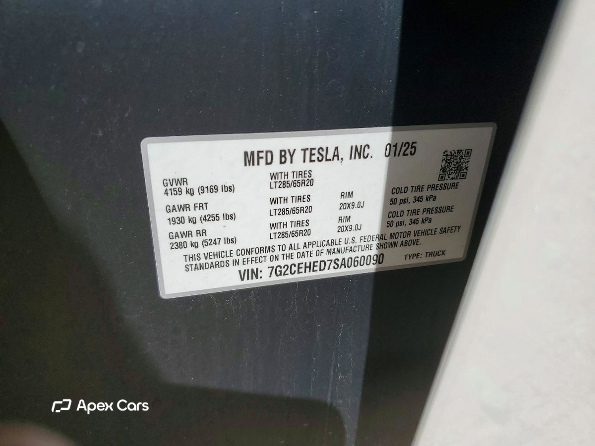 Tesla Cybertruck 2025