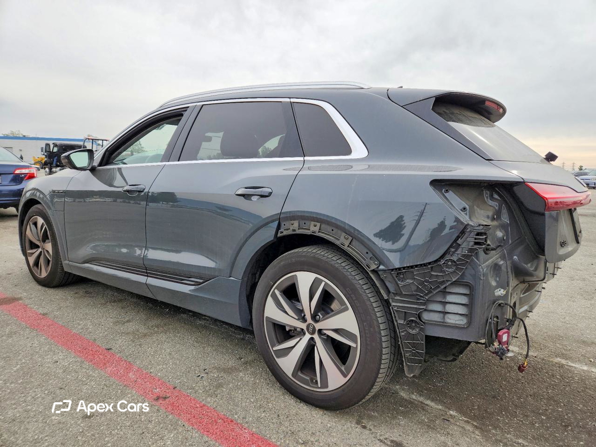 Audi Q8 2024