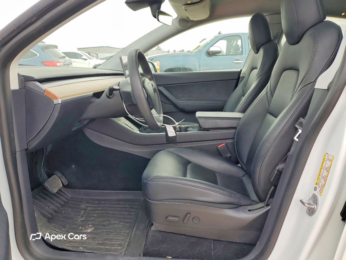 Tesla Model Y 2020