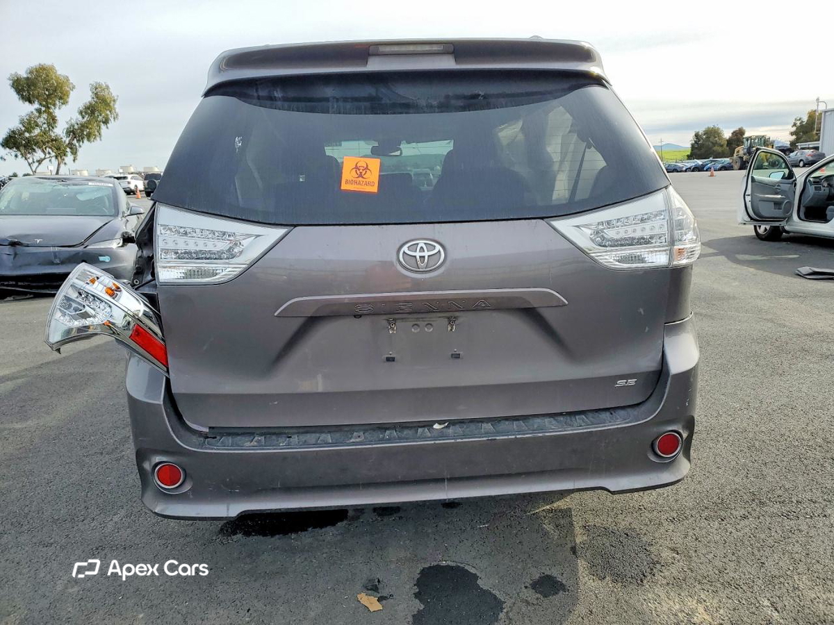 Toyota Sienna 2017
