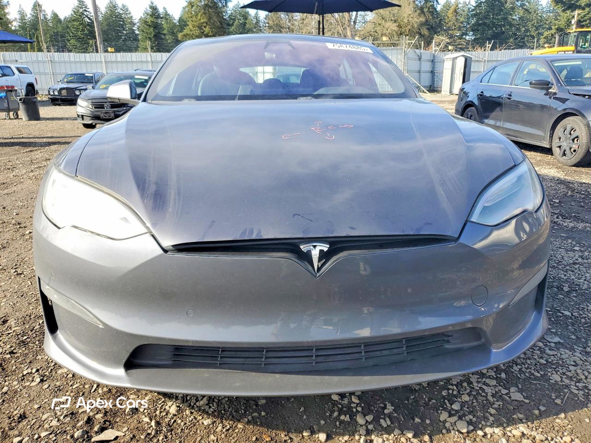 Tesla Model S 2021