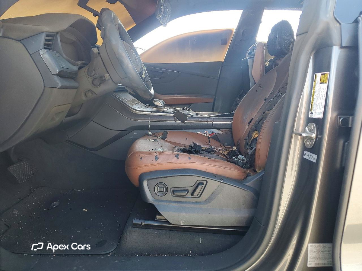 Audi Q8 2021