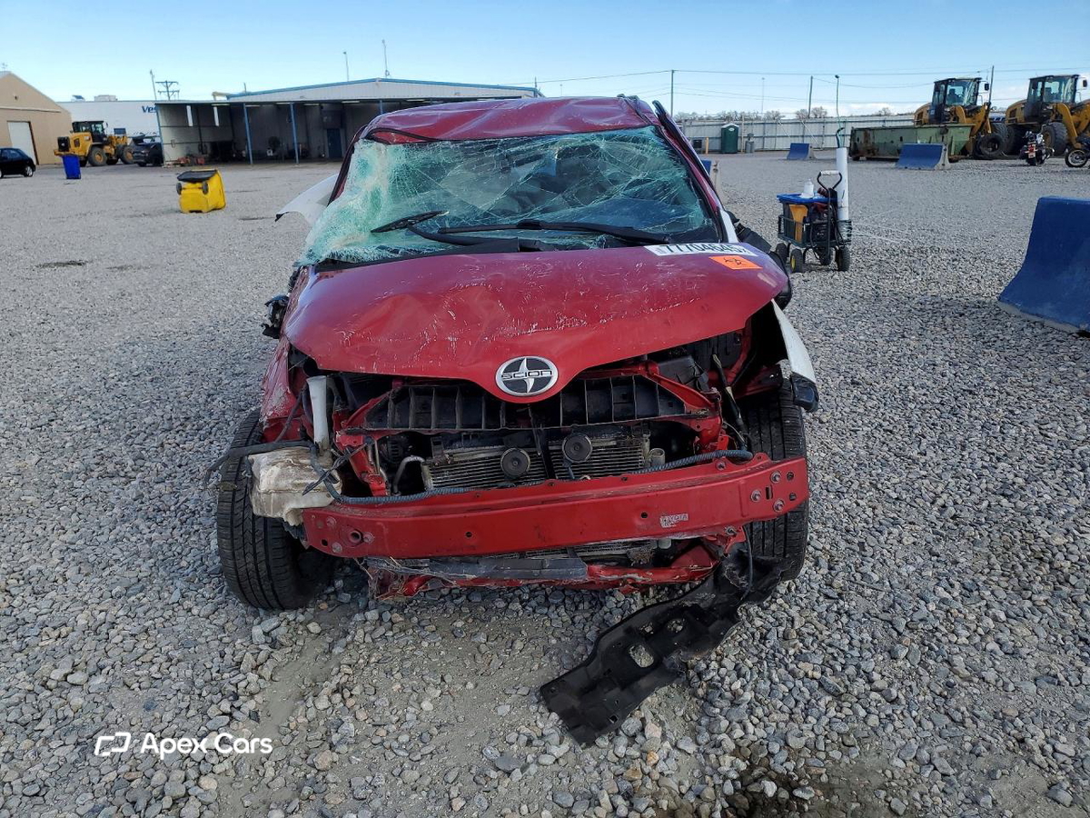 Scion xD 2013