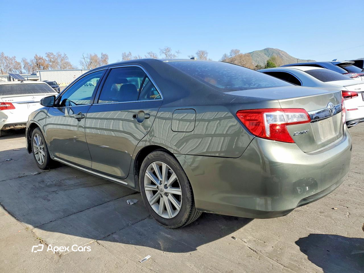 Toyota Camry 2012