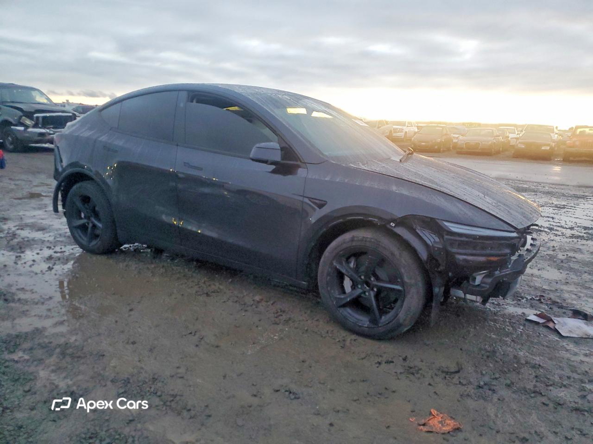 Tesla Model Y 2026