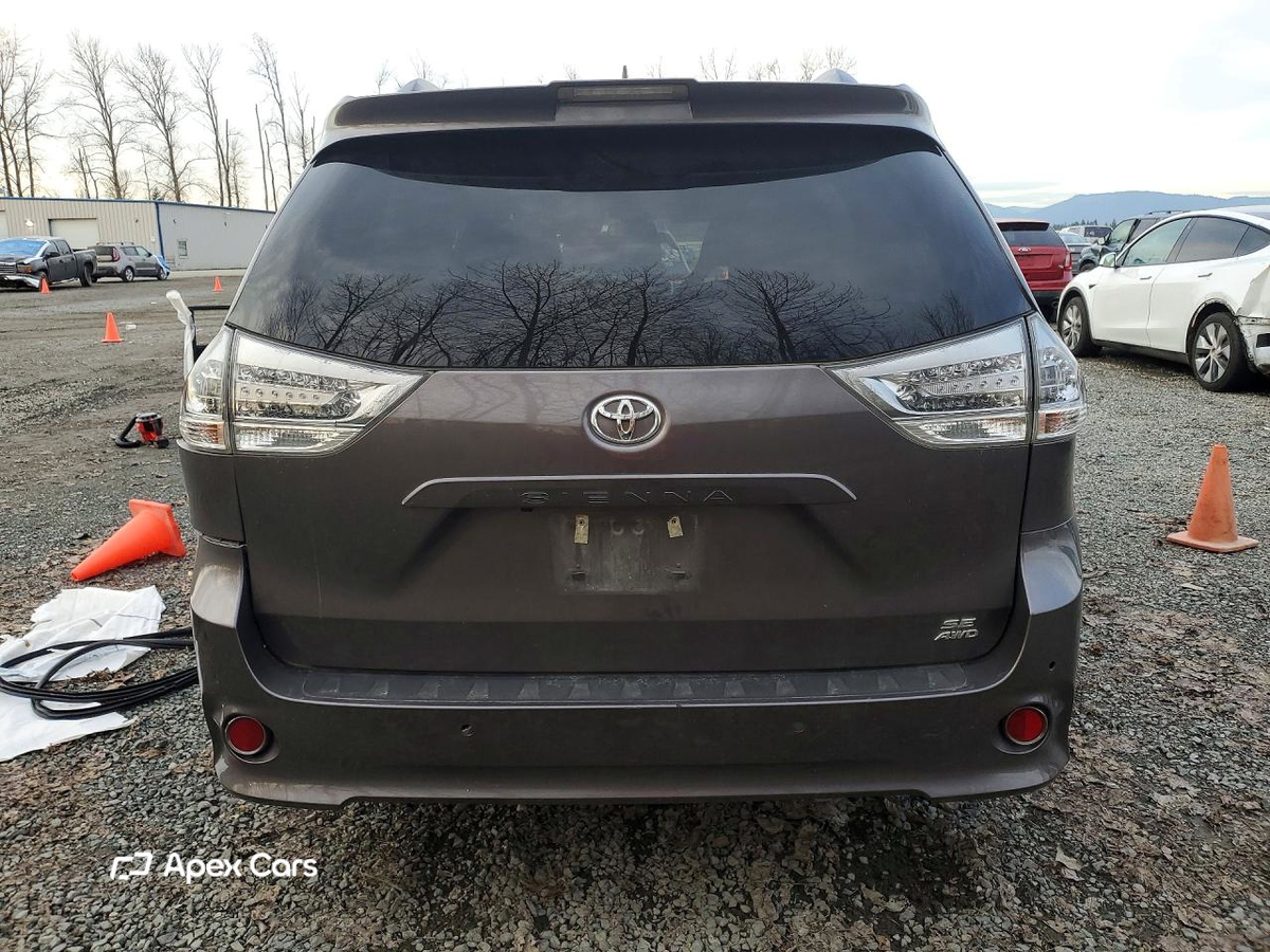 Toyota Sienna 2020
