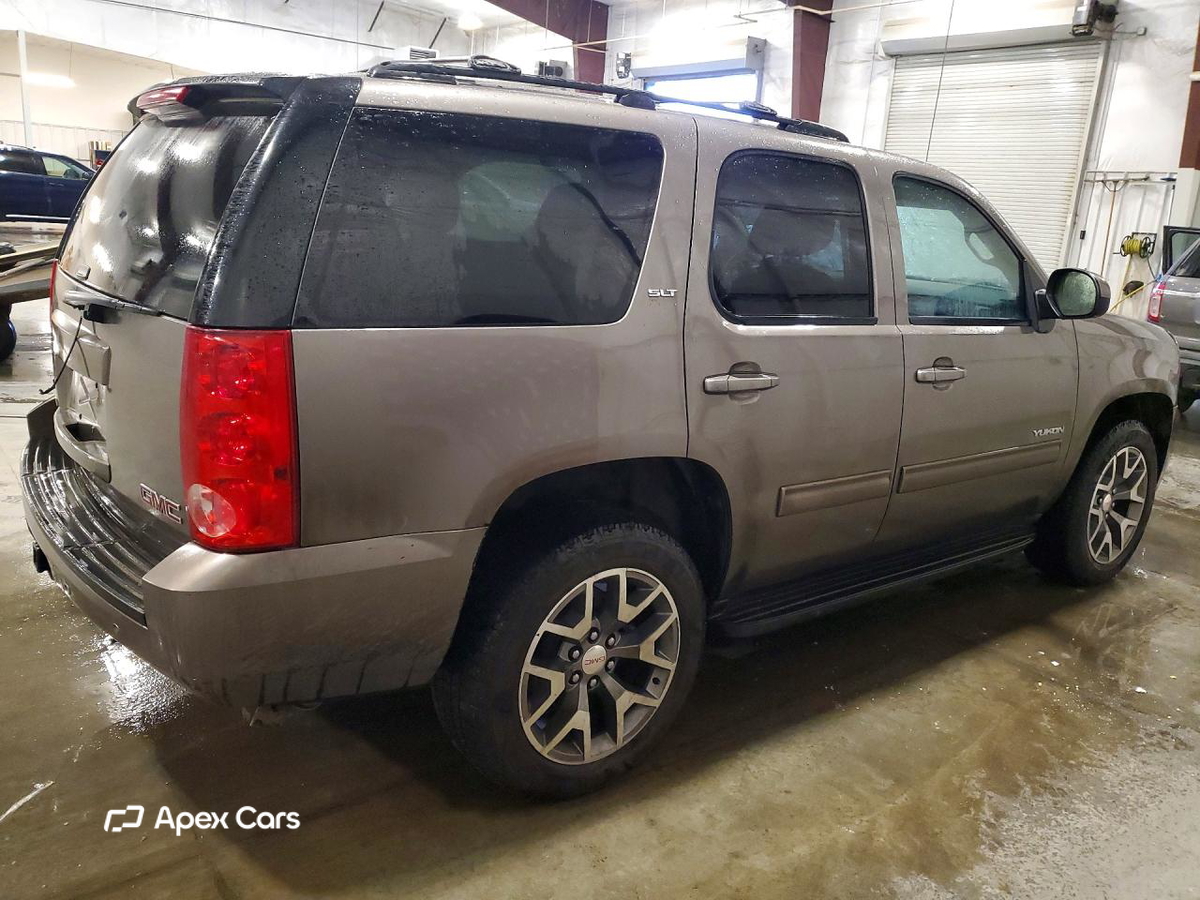 GMC Yukon 2013