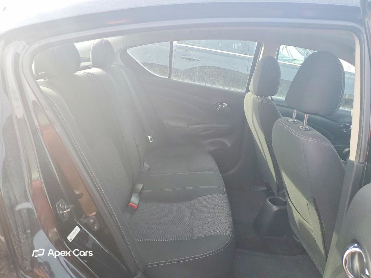 Nissan Versa 2018