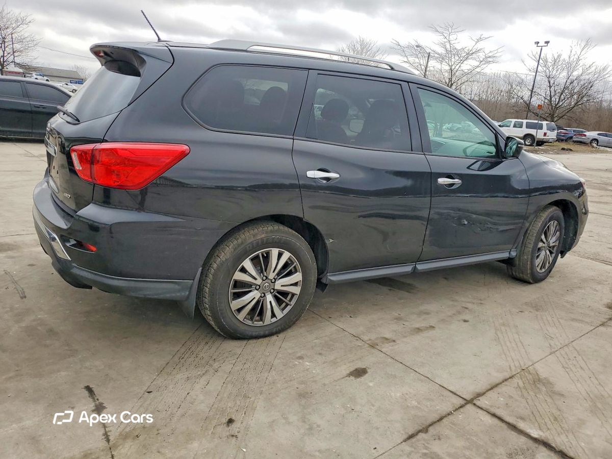 Nissan Pathfinder 2018