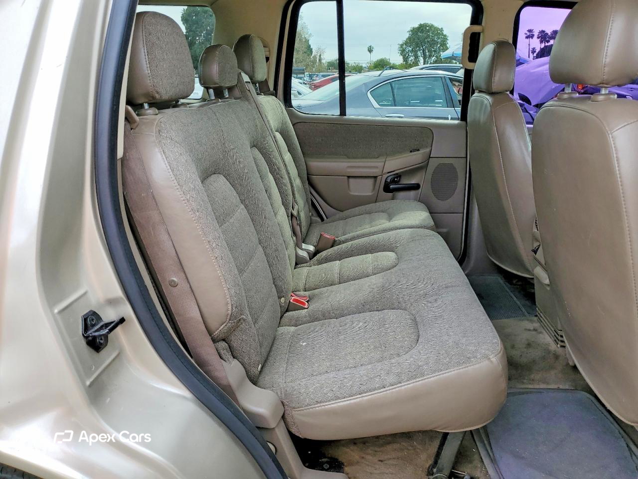 Ford Explorer 2004