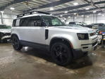 Land Rover Defender 2023
