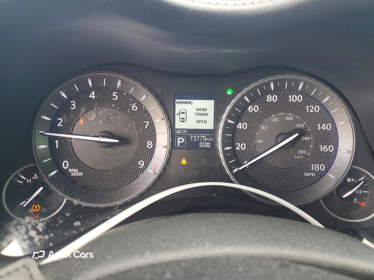 Infiniti Q70 2018