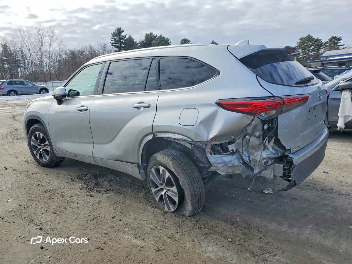 Toyota Highlander 2021