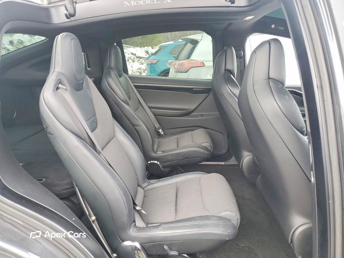 Tesla Model X 2017