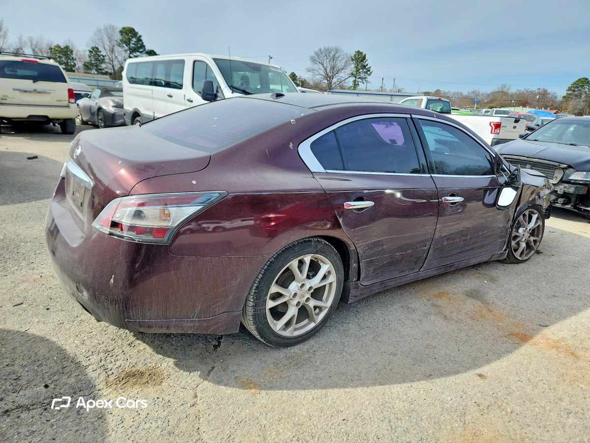 Nissan Maxima 2014