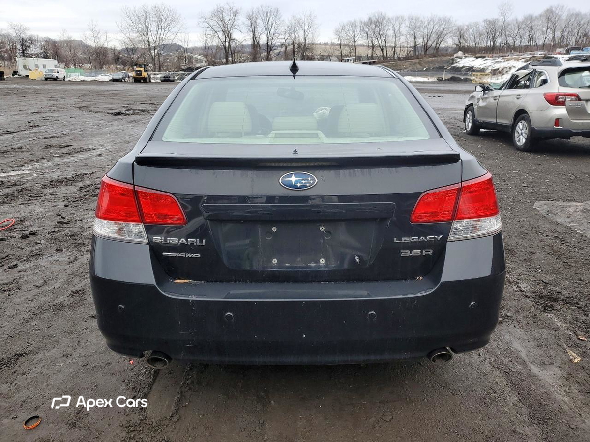 Subaru Legacy 2012
