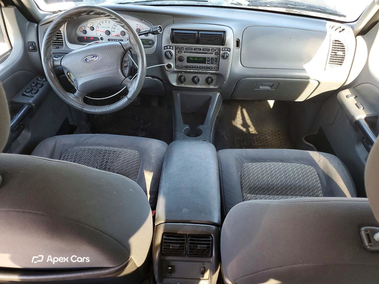 Ford Explorer 2004
