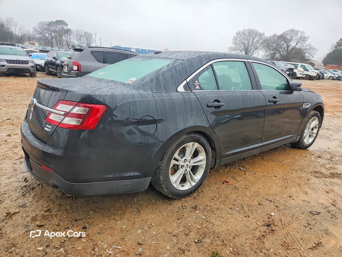 Ford Taurus 2013