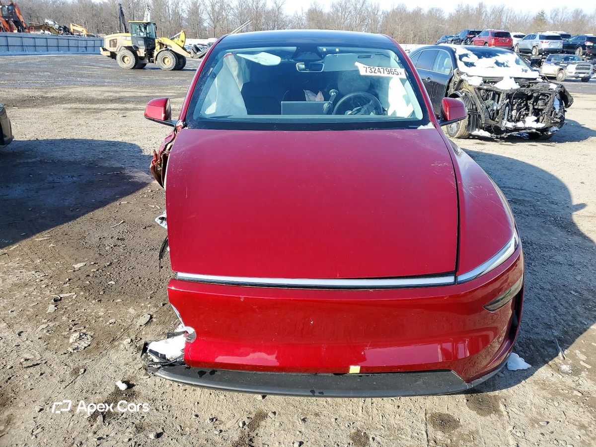 Tesla Model Y 2026