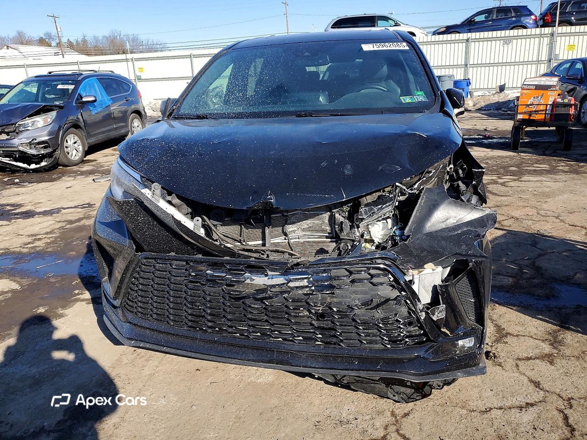 Toyota Sienna 2021
