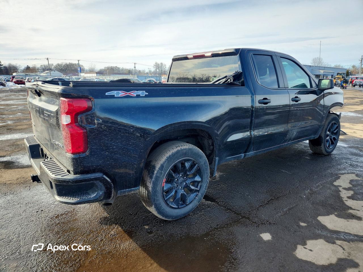 Chevrolet Silverado 2021