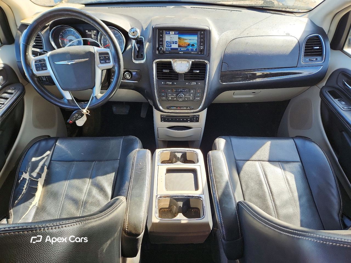 Chrysler Voyager 2012